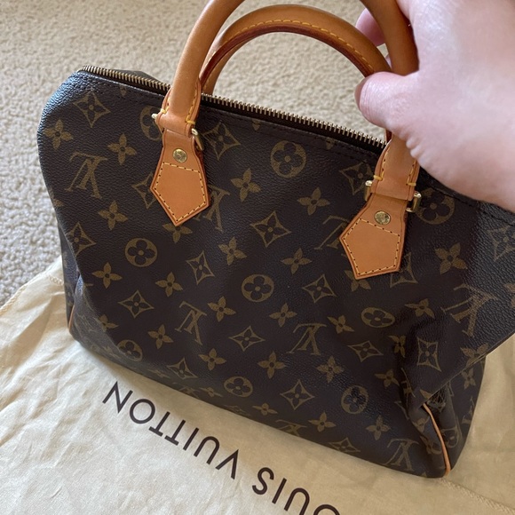 Louis Vuitton (Speedy 30 color Material Monogram) - Picture 3 of 10